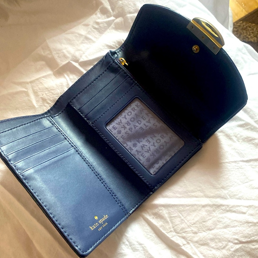 Kate Spade bifold wallet